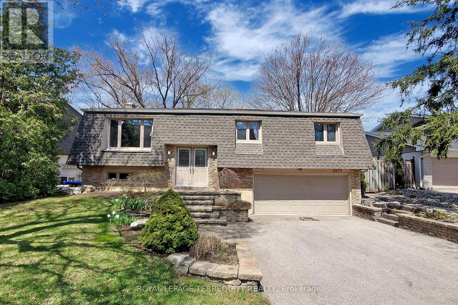Detached at 2055 WATERS EDGE DRIVE, Oakville (BR Bronte)