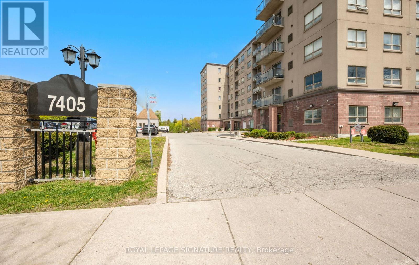 Apartment at 104 - 7405 GOREWAY DRIVE, Mississauga (Malton)