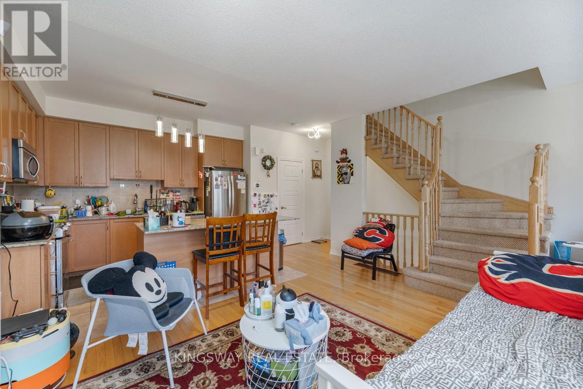 Townhouse at 95 - 165 HAMPSHIRE WAY, Milton