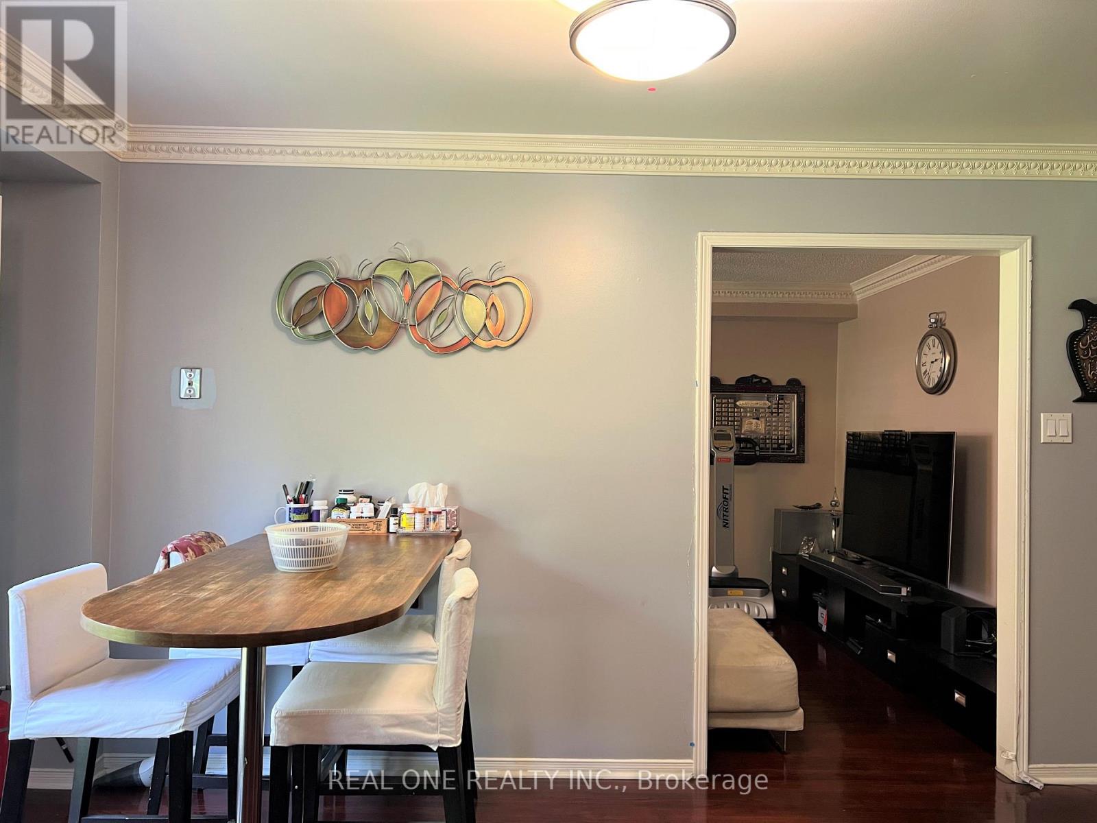 Detached at 6403 OSPREY BOULEVARD, Mississauga