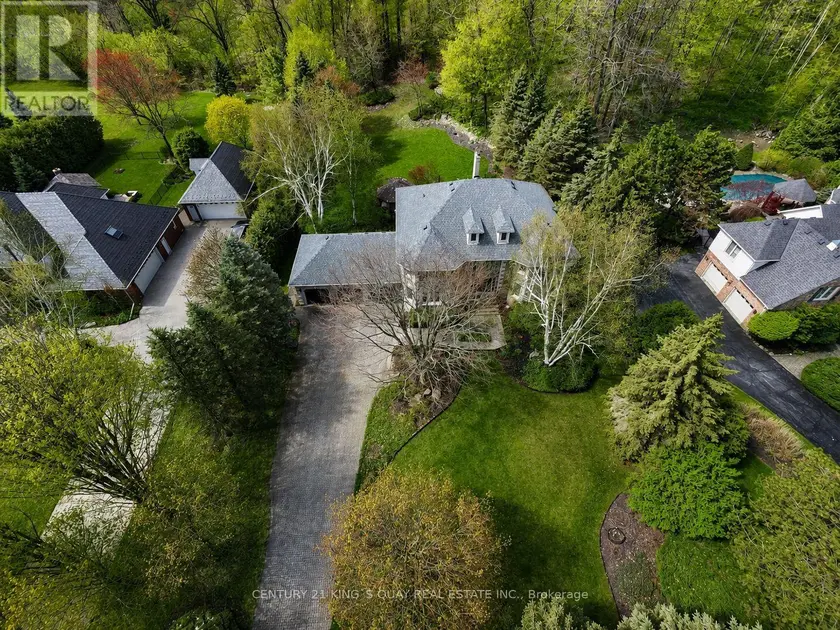 Detached at 110 CRAWFORD CRESCENT, Milton
