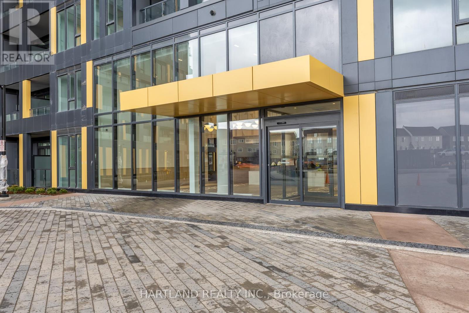 Apartment at 107 - 4878 POWERS COMMON, Burlington (Alton)