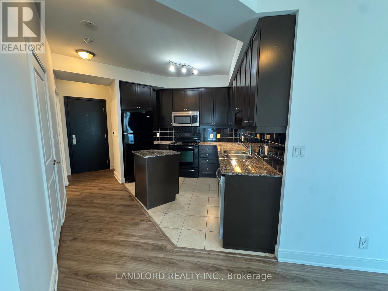 Apartment at 1806 - 80 ABSOLUTE AVENUE, Mississauga