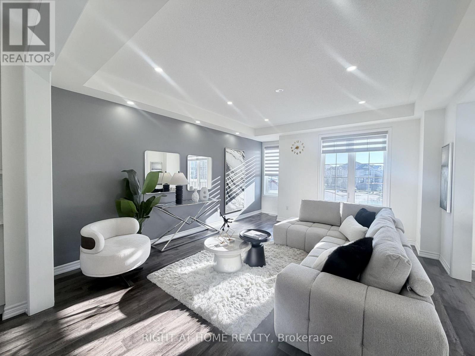 Townhouse at 21 - 1222 ROSE WAY, Milton (CB Cobban)