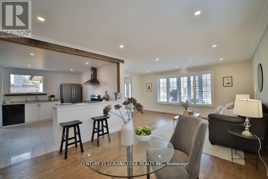 Detached at 3 CROMBIE PLACE, Halton Hills (Georgetown)