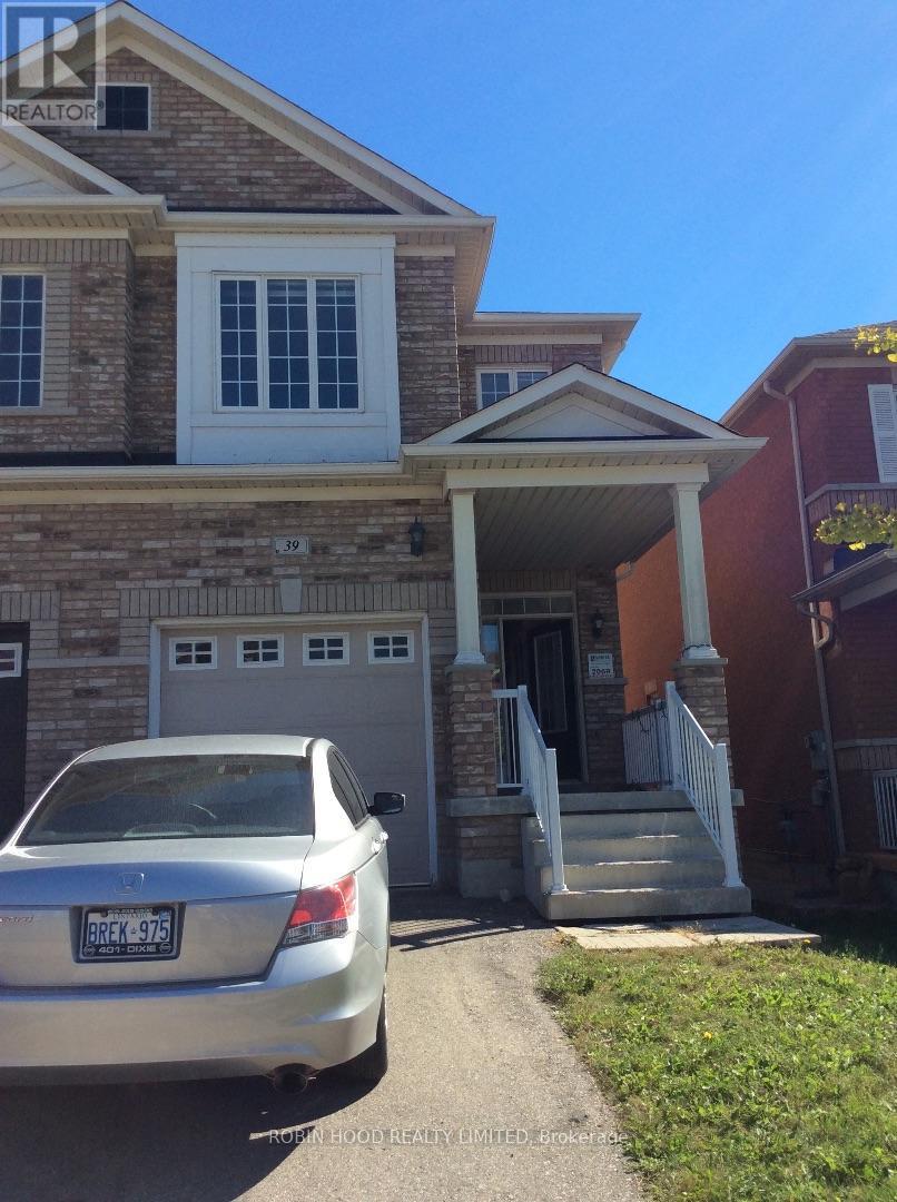 Semi-Detached/Link at 39 PALM TREE ROAD, Brampton (Madoc)