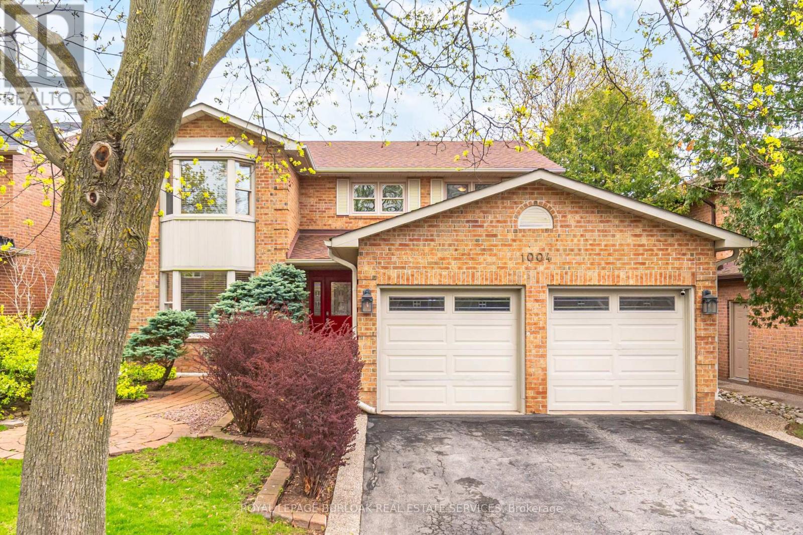 Detached at 1004 ROXBOROUGH DRIVE, Oakville (GA Glen Abbey)