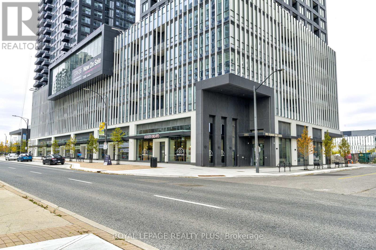 Apartment at 3202 - 395 SQUARE ONE DRIVE, Mississauga (City Centre)