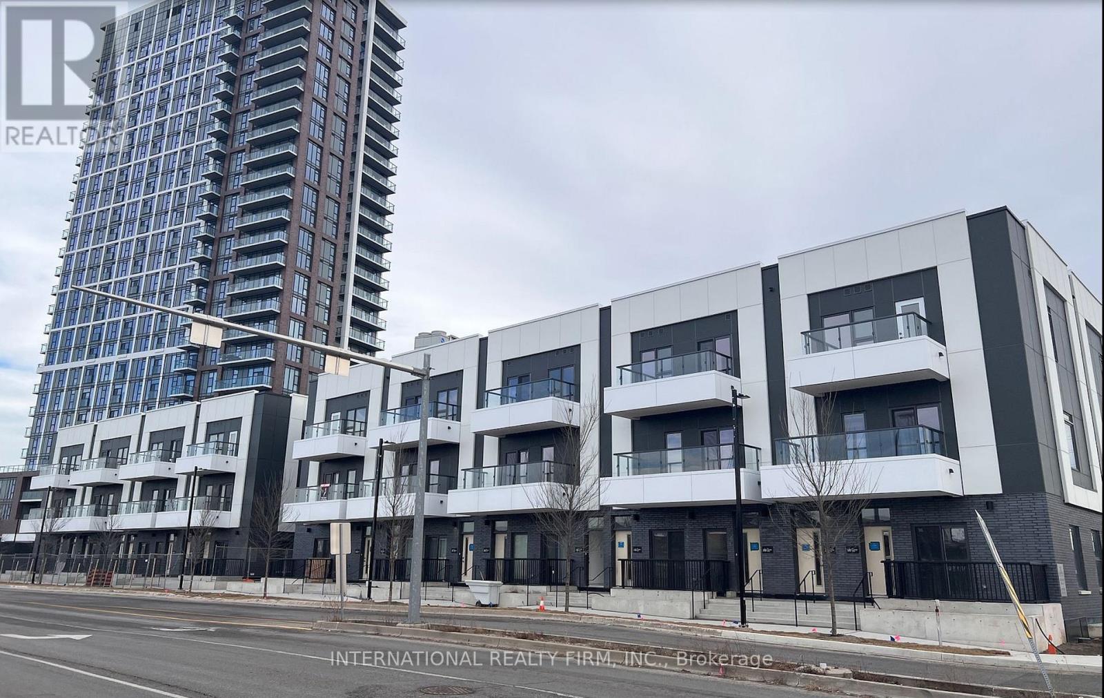 Townhouse at B-020 - 20 LAGERFELD DRIVE N, Brampton (Northwest Brampton)