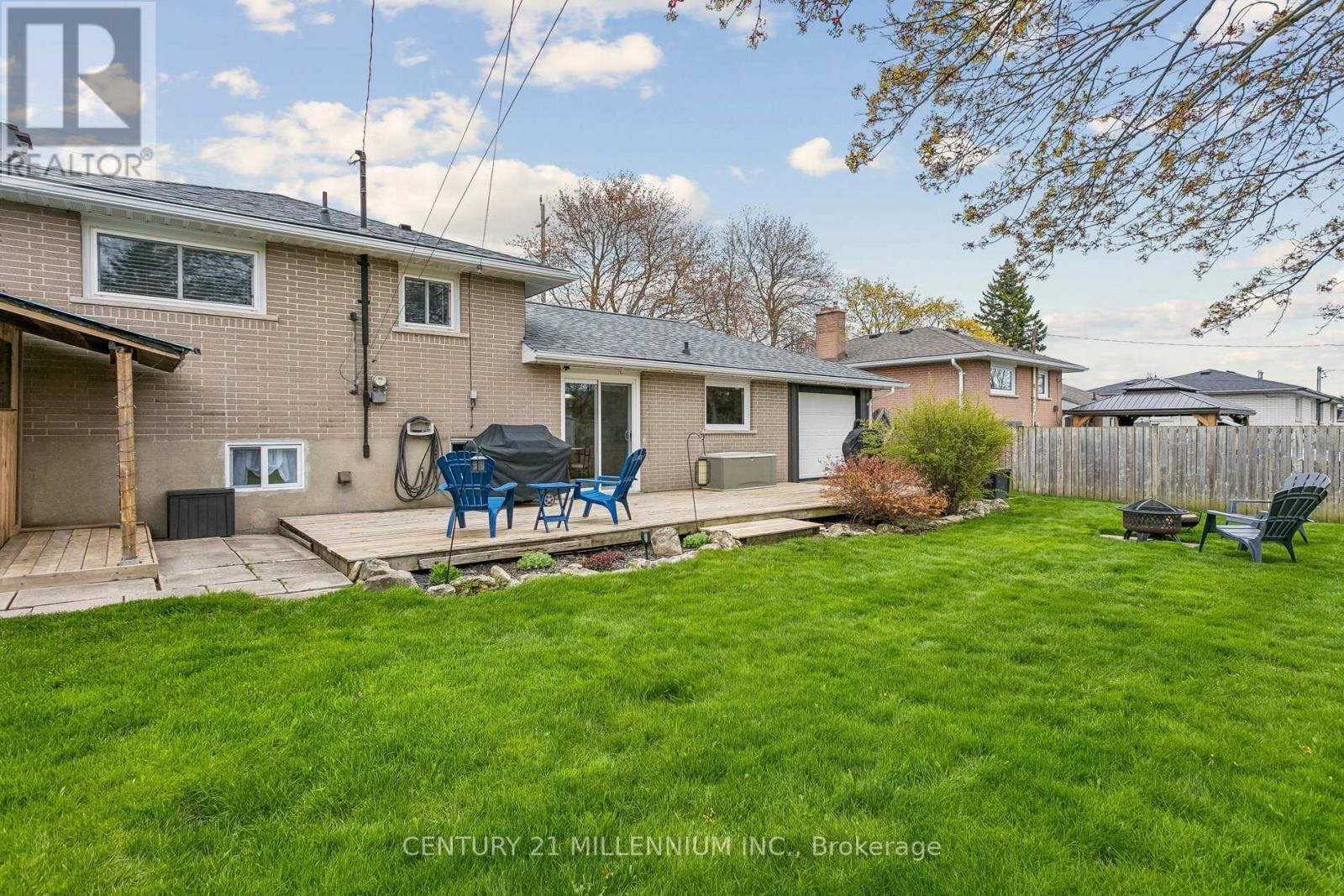 Detached at 86 DAWSON ROAD, Orangeville