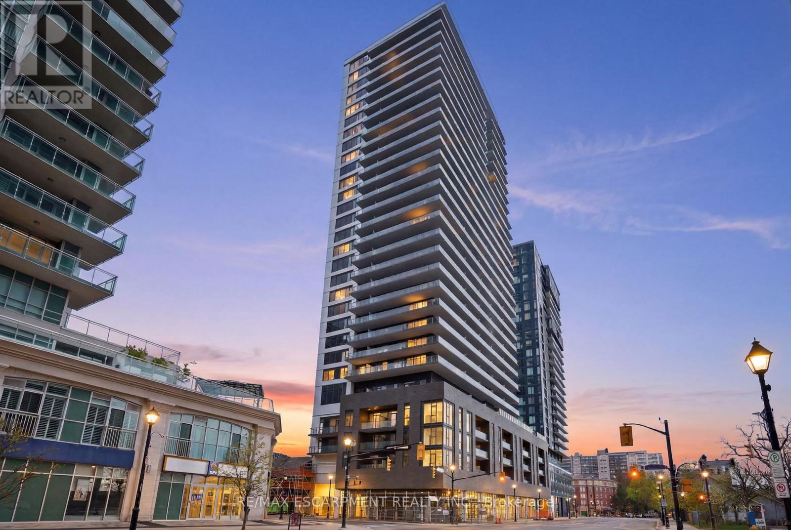 Apartment at 602 - 2075 LAKESHORE ROAD, Burlington (Brant)