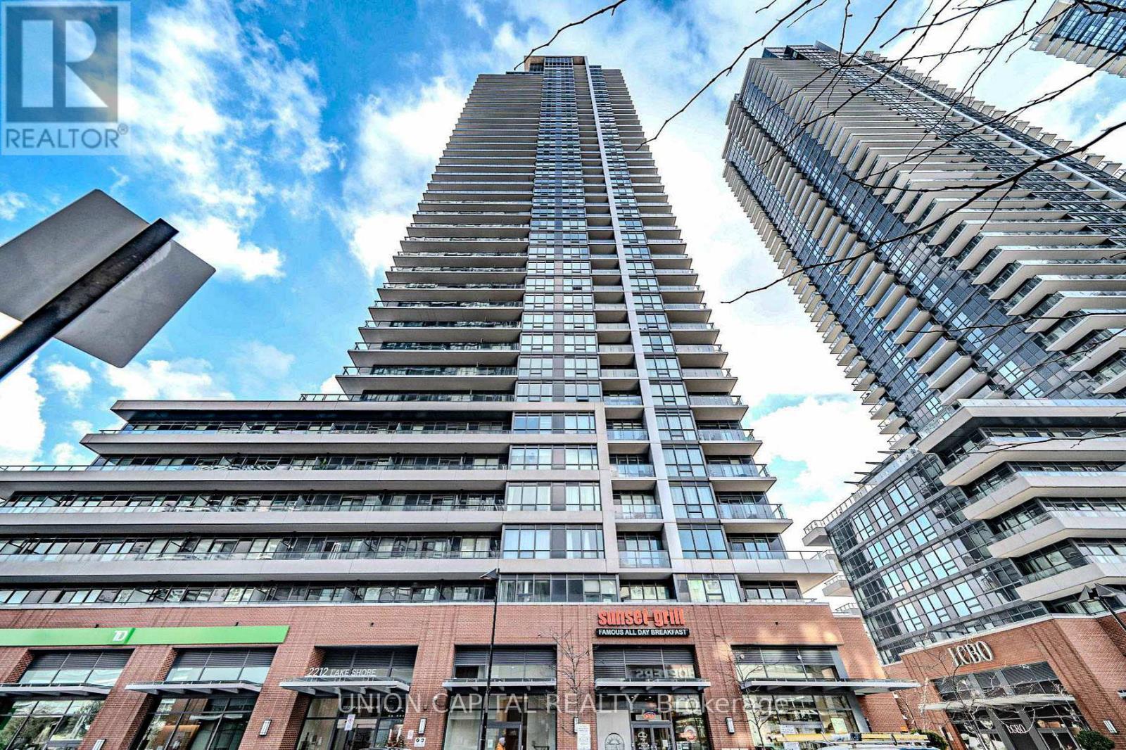Apartment at PH02 - 2212 LAKE SHORE BOULEVARD W, Toronto