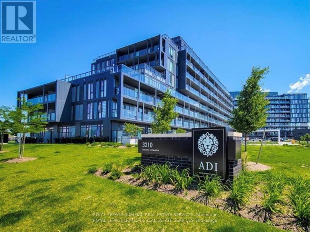 Apartment at A504 - 3210 DAKOTA COMMON S, Burlington (Alton)