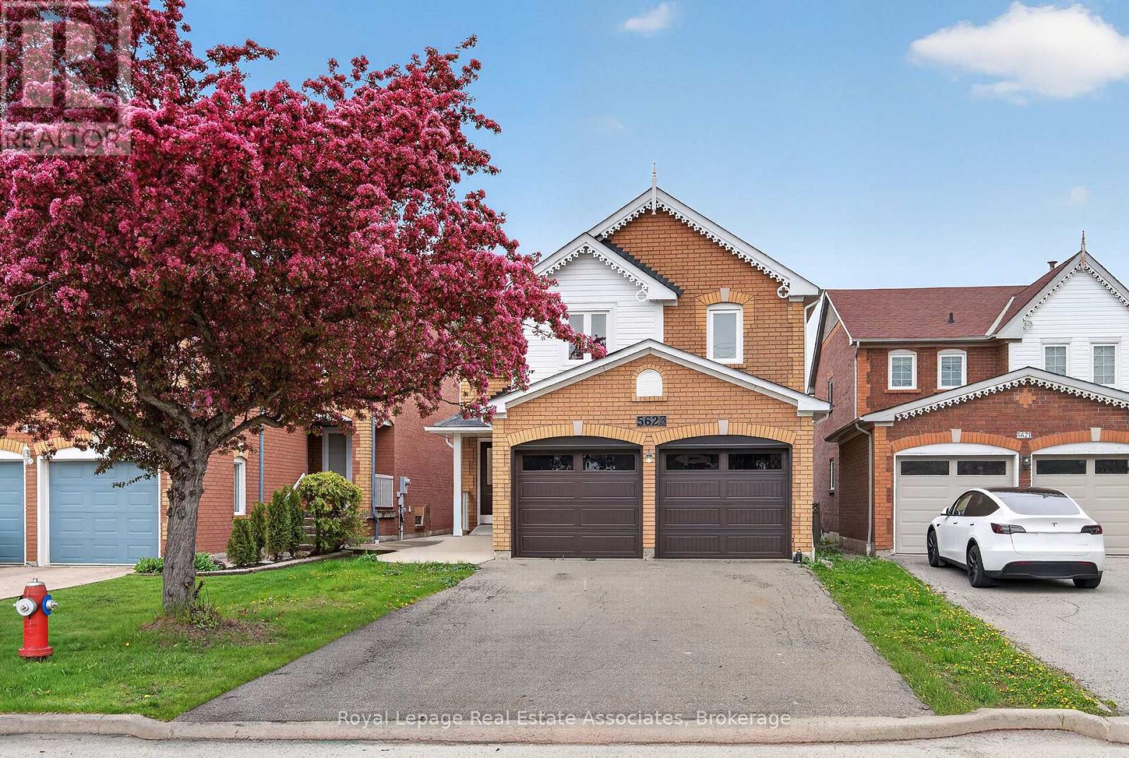 Detached at 5623 HADDON HALL ROAD, Mississauga (Central Erin Mills)