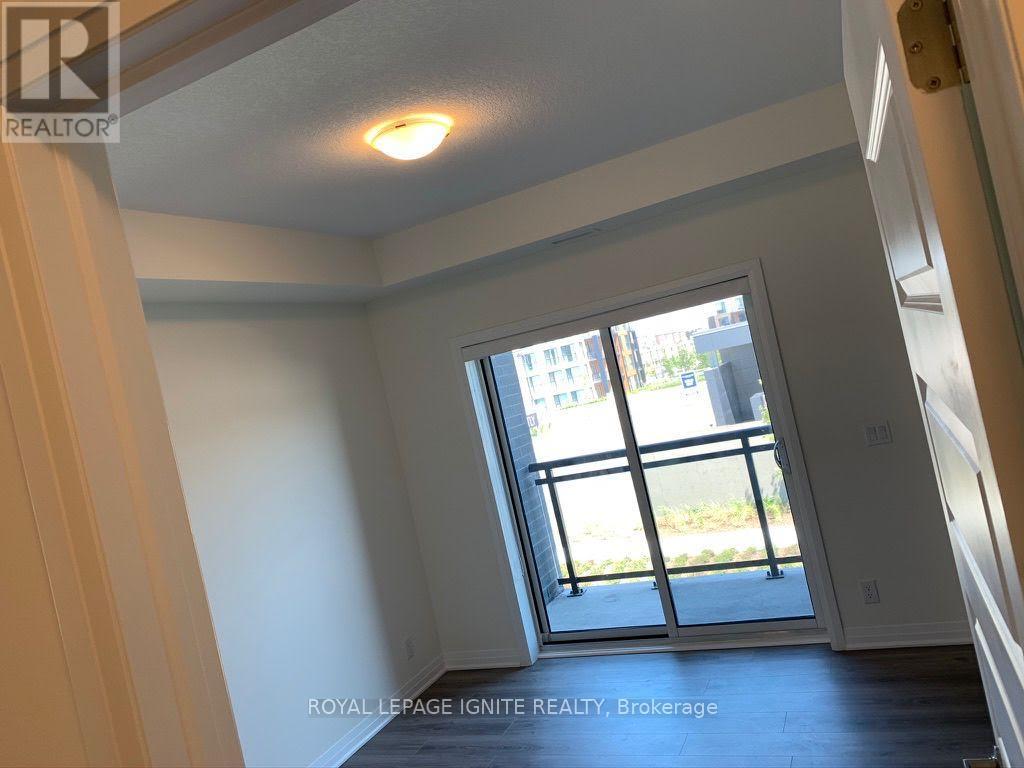 Apartment at 209 - 128 GROVEWOOD COMMON, Oakville