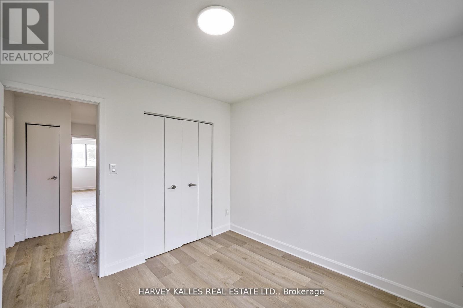 Multiplex at TH511 - 2000 SHEPPARD AVENUE W, Toronto