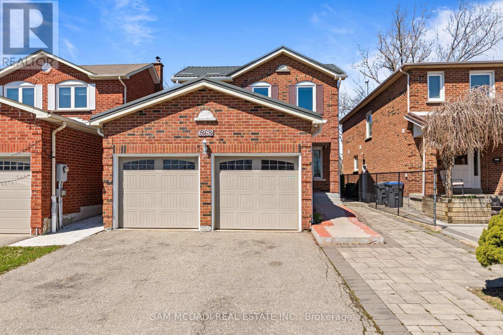 Detached at 6282 CAMGREEN CIRCLE, Mississauga (East Credit)