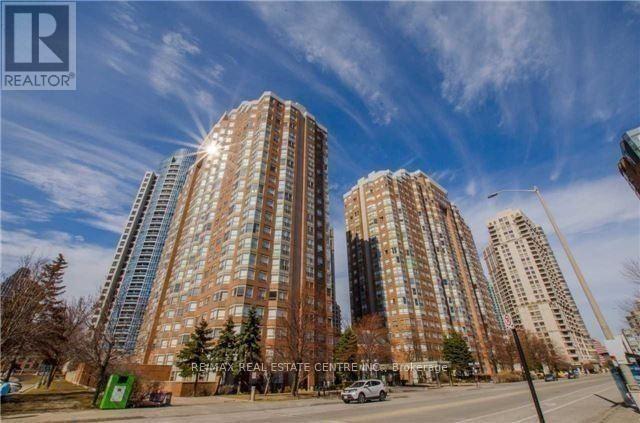 Apartment at 804 - 335 WEBB DRIVE, Mississauga (City Centre)