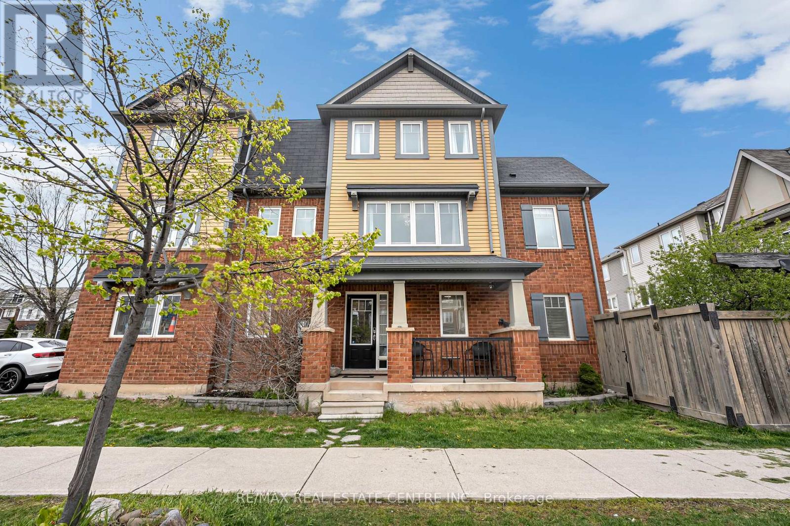 Townhouse at 123 BEVINGTON ROAD, Brampton (Northwest Brampton)