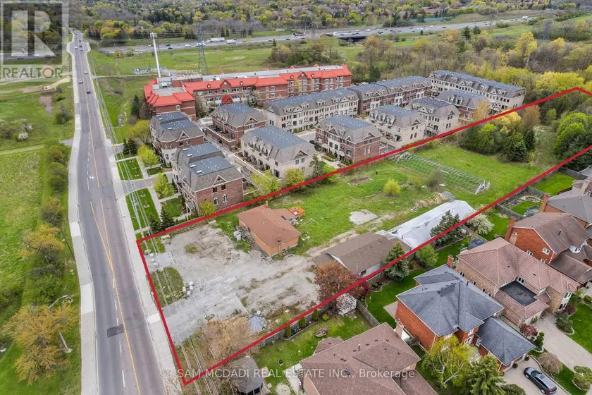 Detached at 4410 MISSISSAUGA ROAD, Mississauga