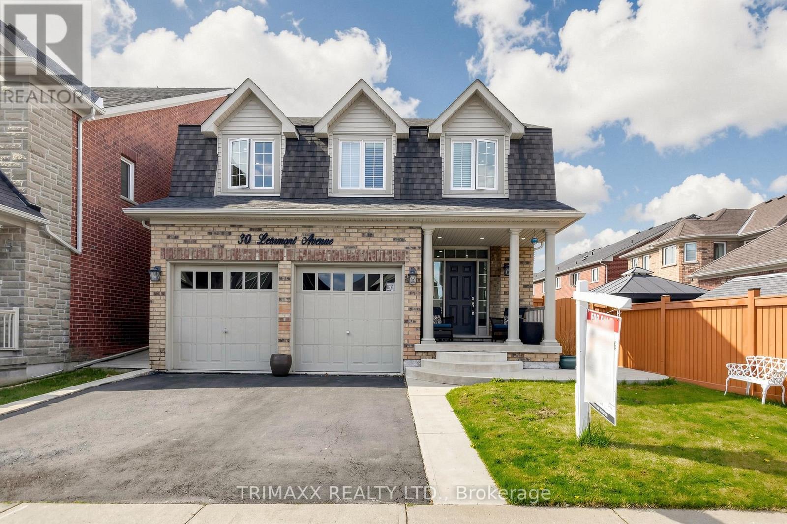 Detached at 30 LEARMONT AVENUE, Caledon