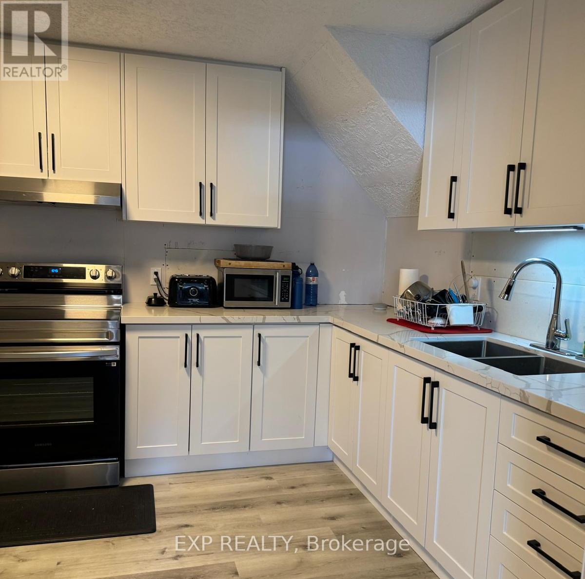 Detached at BSMT - 254 HILLSIDE DRIVE, Mississauga
