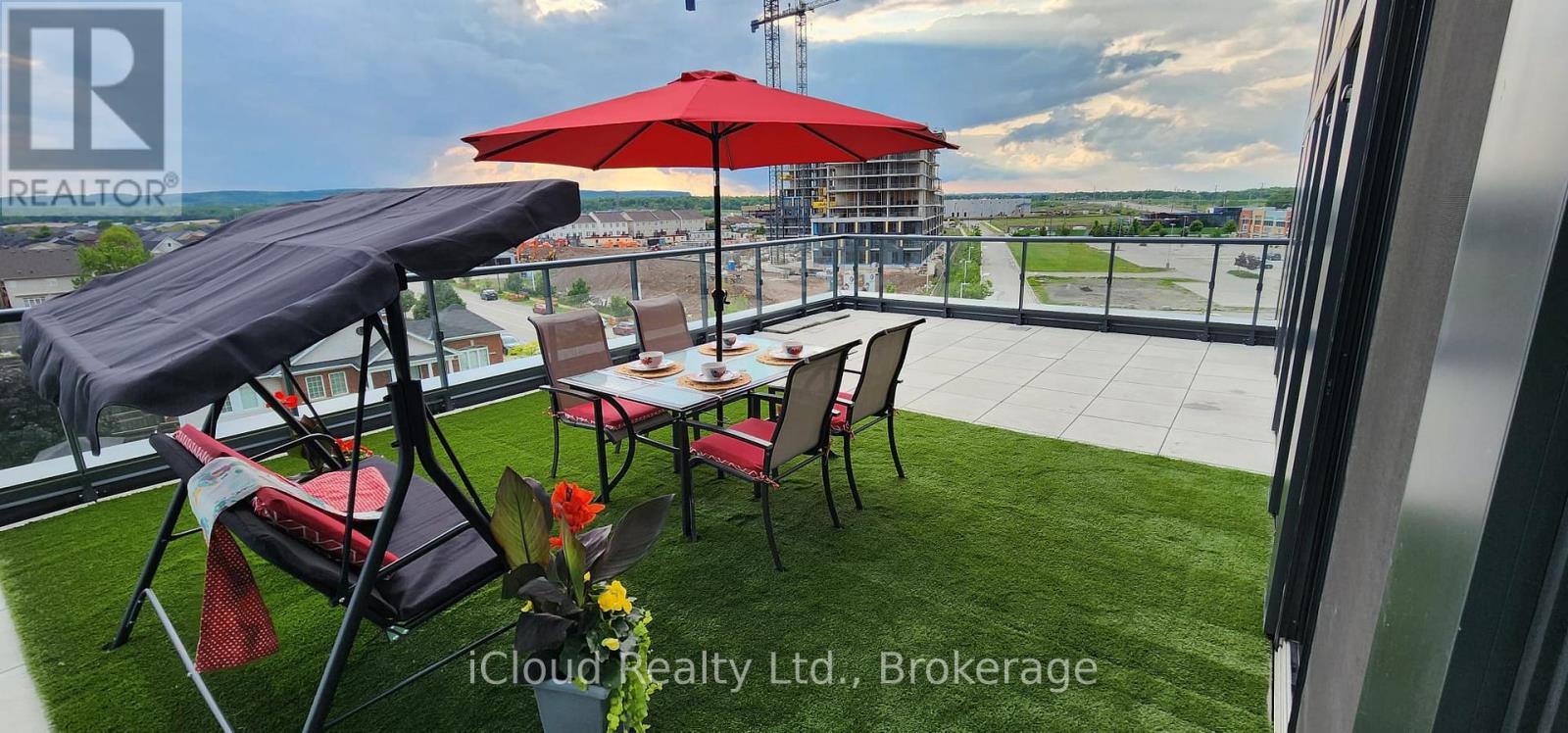 Apartment at A507 - 3210 DAKOTA COMMON, Burlington (Alton)