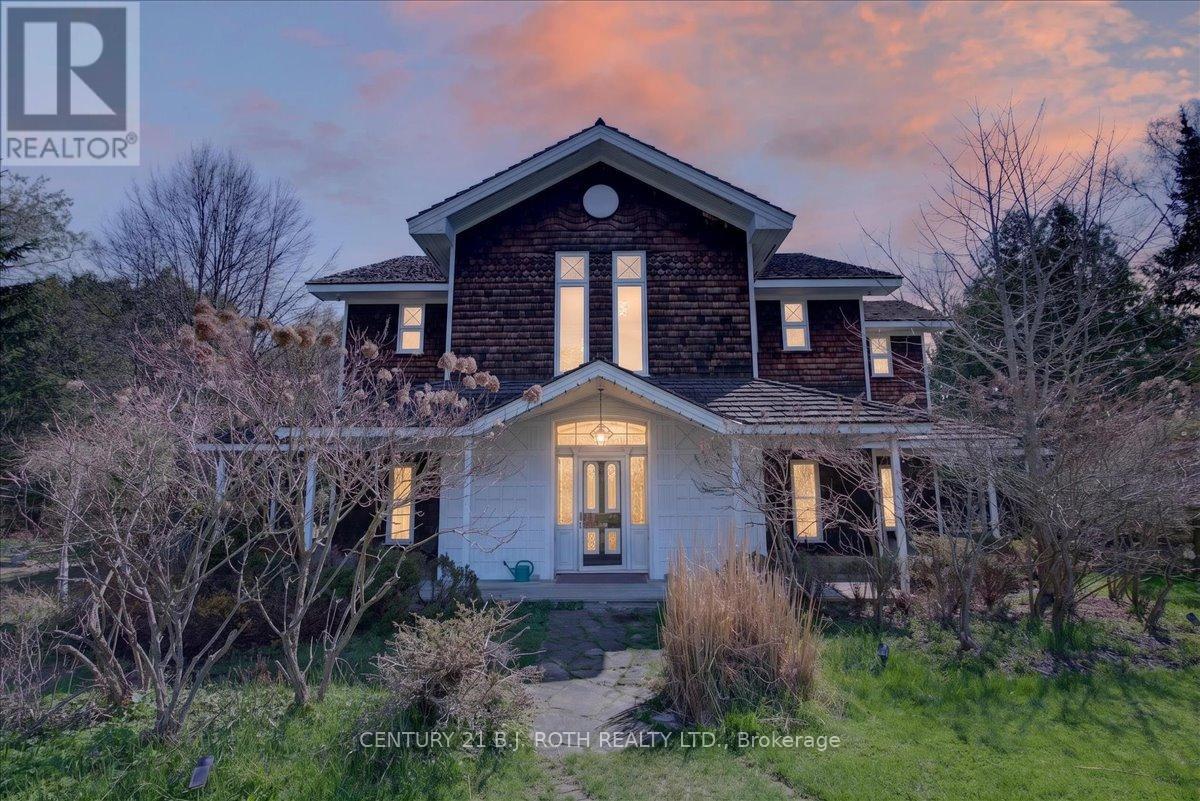 Detached at 19555 SHAWS CREEK ROAD, Caledon