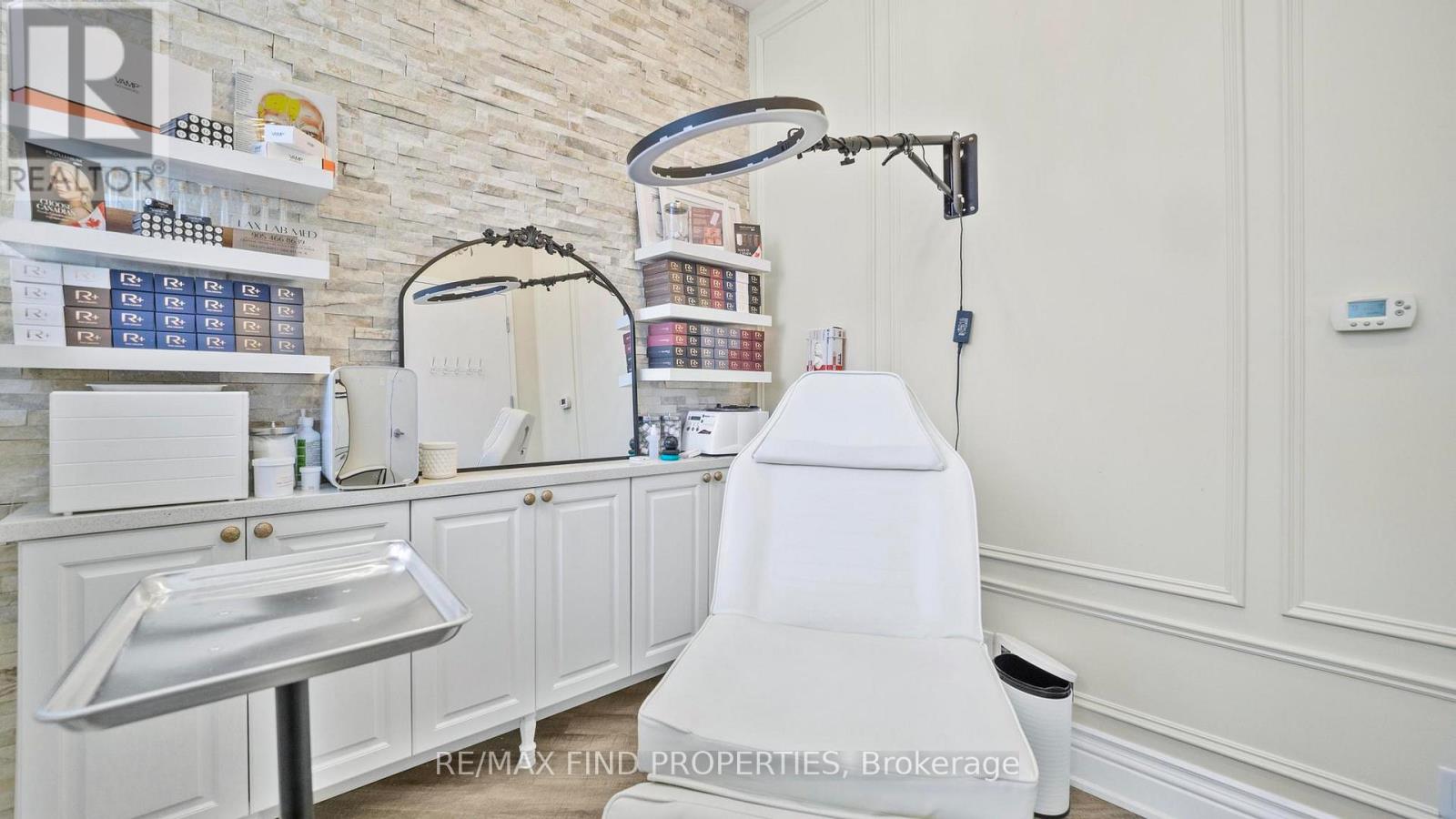 Other at 110 - 216 OAK PARK BOULEVARD, Oakville