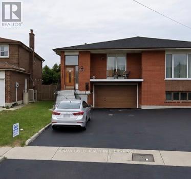 Semi-Detached/Link at 7463 SIGSBEE DRIVE, Mississauga (Malton)