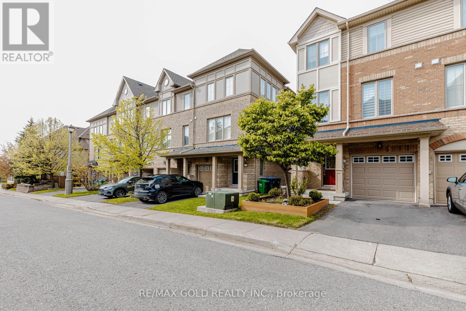 Townhouse at 12 CAILIFF STREET, Brampton (Bram West)