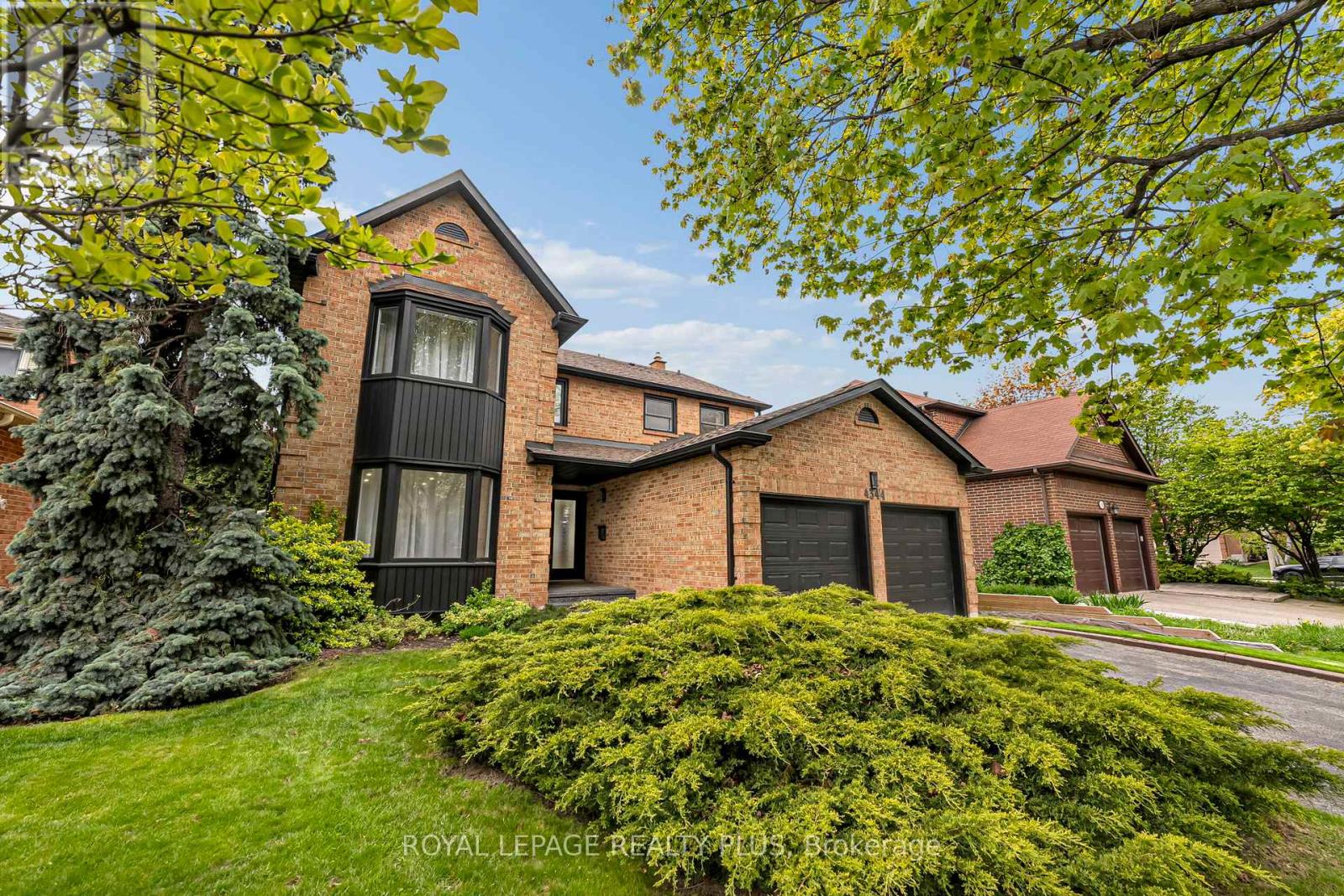 Detached at 4344 DALLAS COURT, Mississauga (Rathwood)