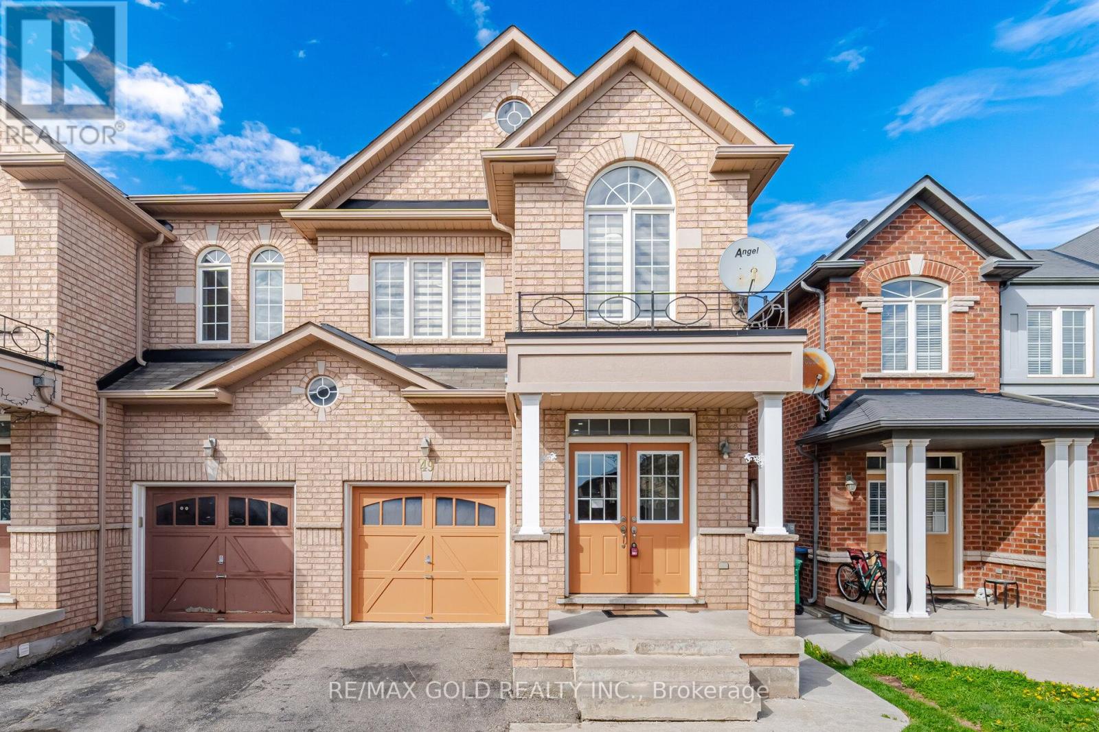 Semi-Detached/Link at 49 INTERLUDE DRIVE, Brampton (Credit Valley)