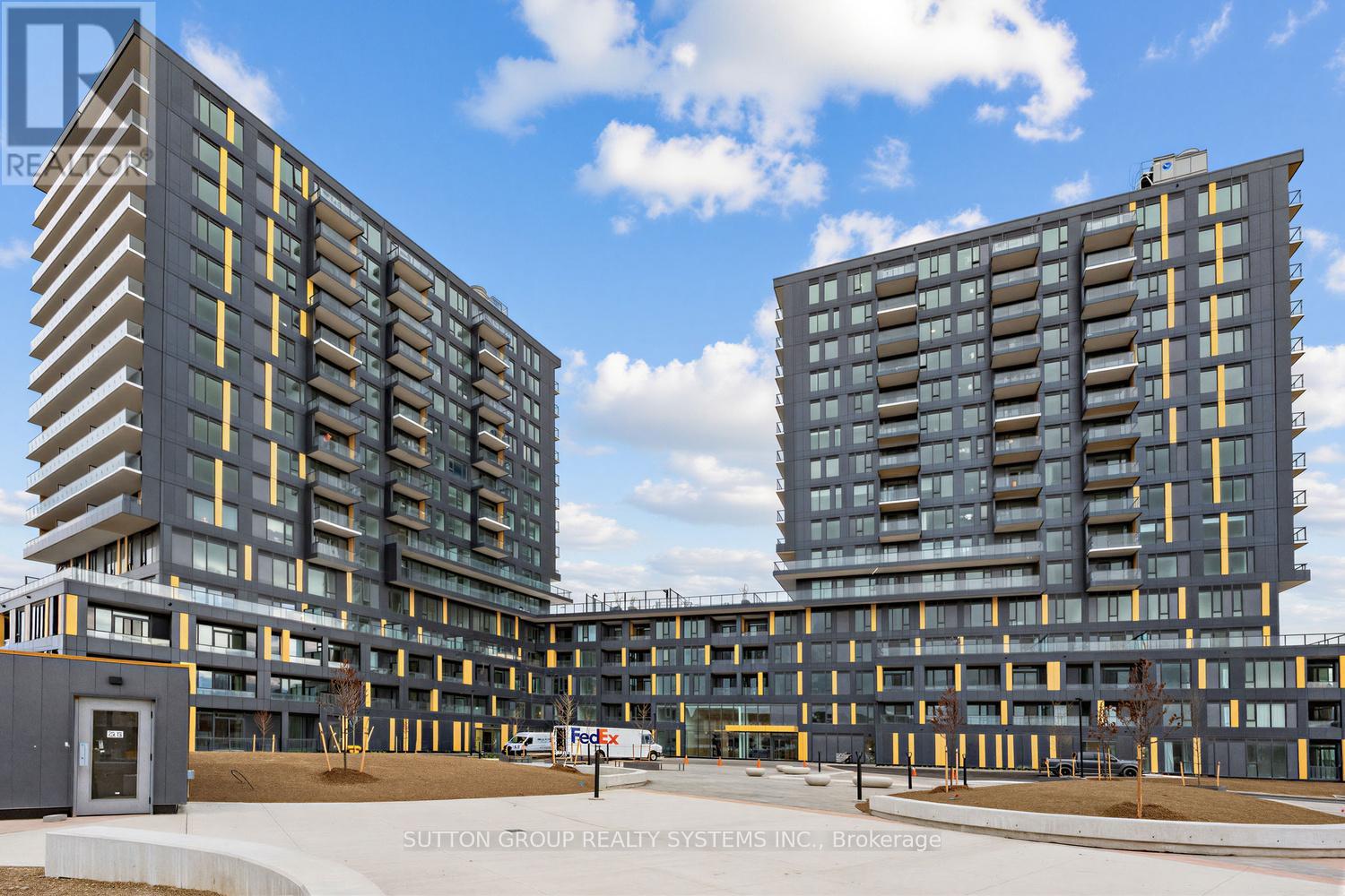 Apartment at C 1301 - 4878 POWERS COMMON, Burlington (Alton)