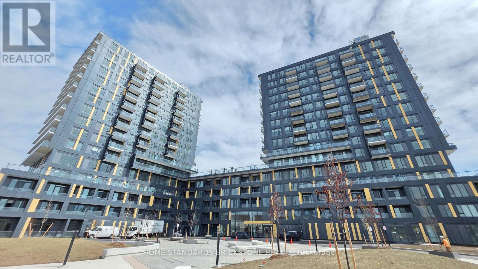 Apartment at C908 - 4878 POWERS COMMON, Burlington (Alton)