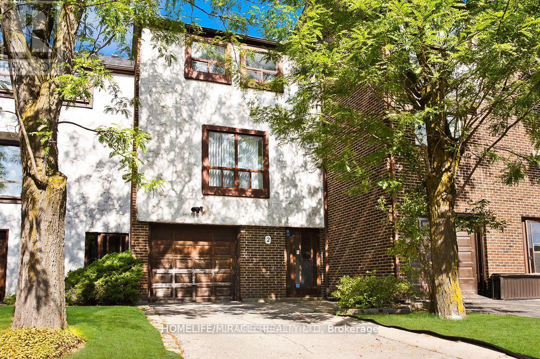 Townhouse at 2 - 4020 BRANDON GATE DRIVE, Mississauga (Malton)