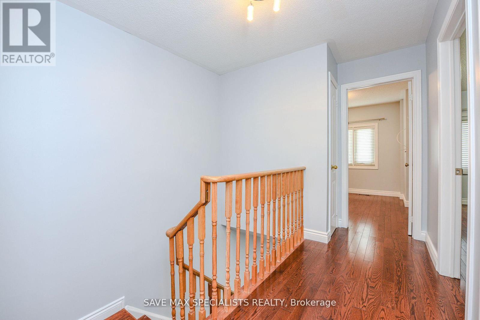 Townhouse at 622 LUMBERTON CRESCENT, Mississauga