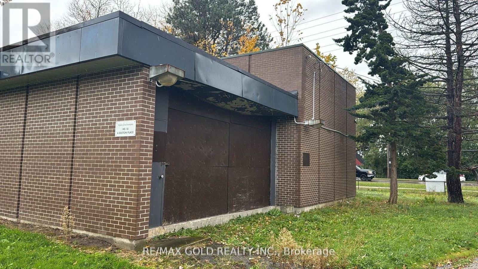 Detached at 6 EASTON PLACE, Brampton