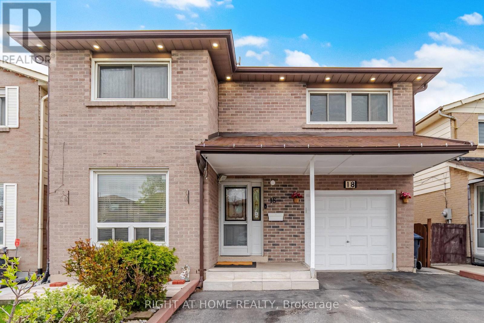 Detached at 18 MERCEDES DRIVE, Toronto (Mount Olive-Silverstone-Jamestown)