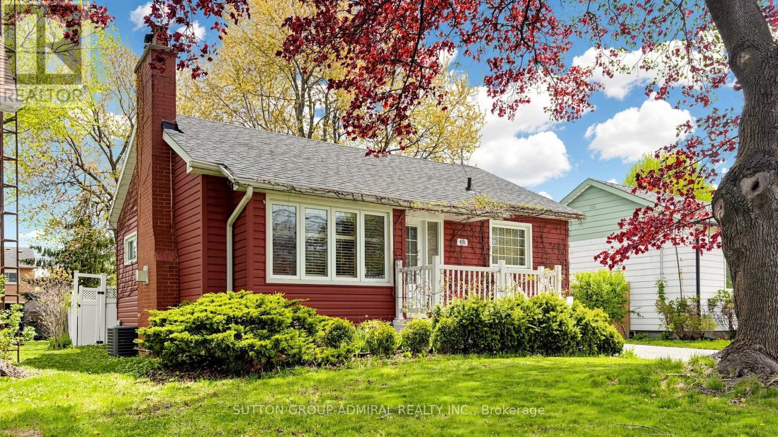 Detached at 101 DENISON AVENUE, Brampton (Brampton West)