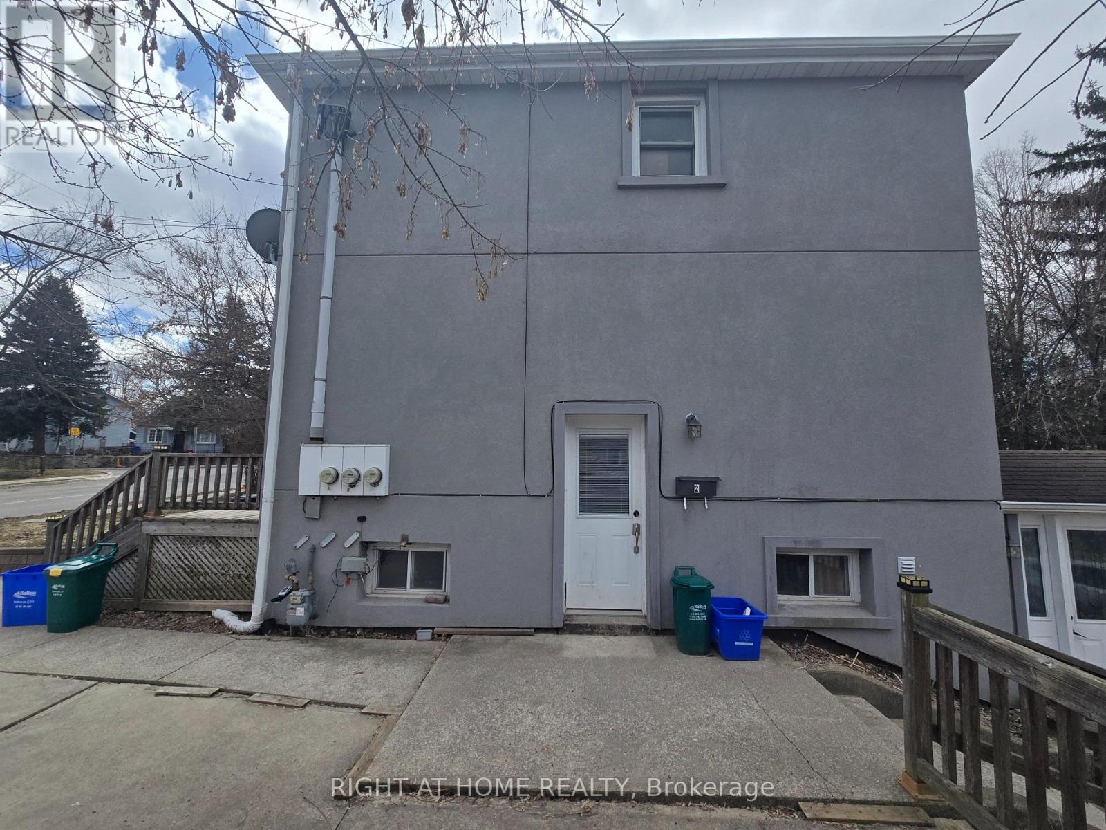 Detached at 2 - 18 EWING STREET, Halton Hills (Georgetown)