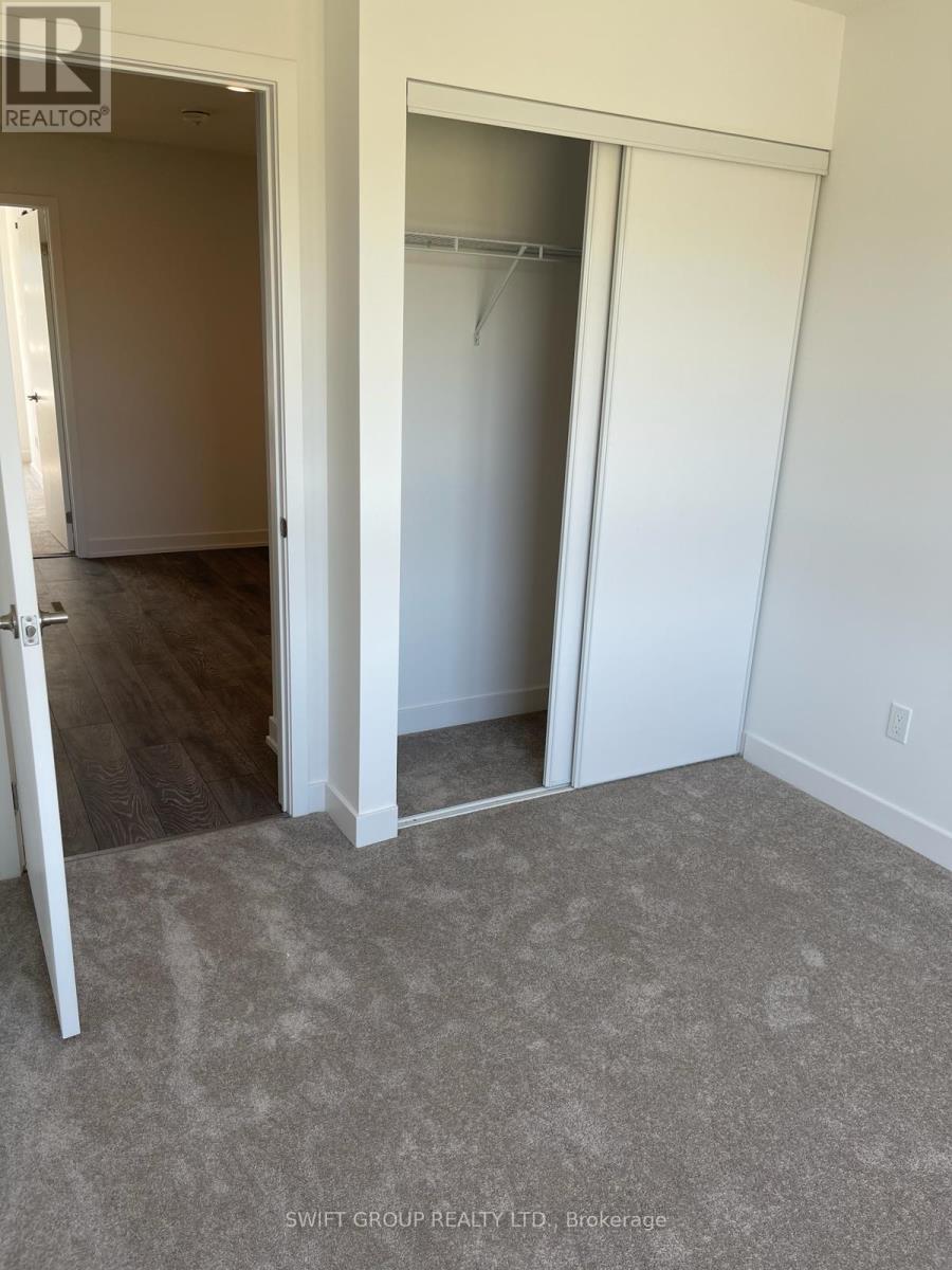 Townhouse at 92 - 1121 COOKE BOULEVARD, Burlington