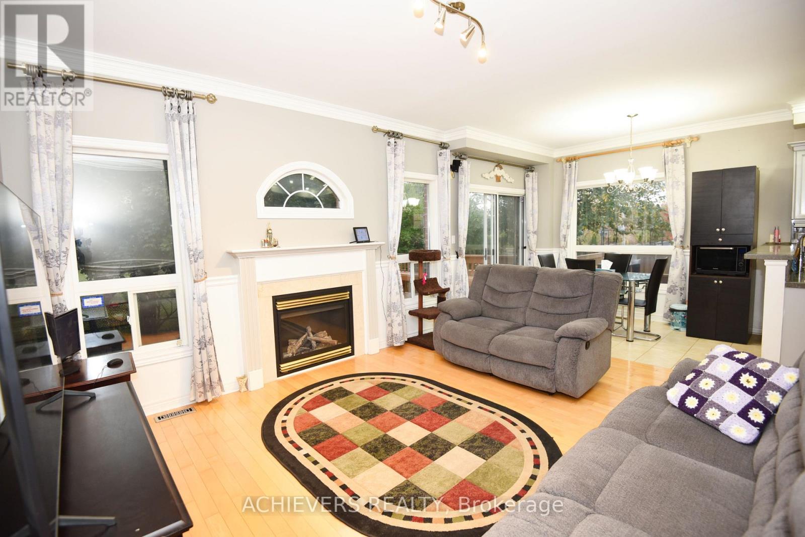 Detached at 521 NAVIGATOR DRIVE, Mississauga