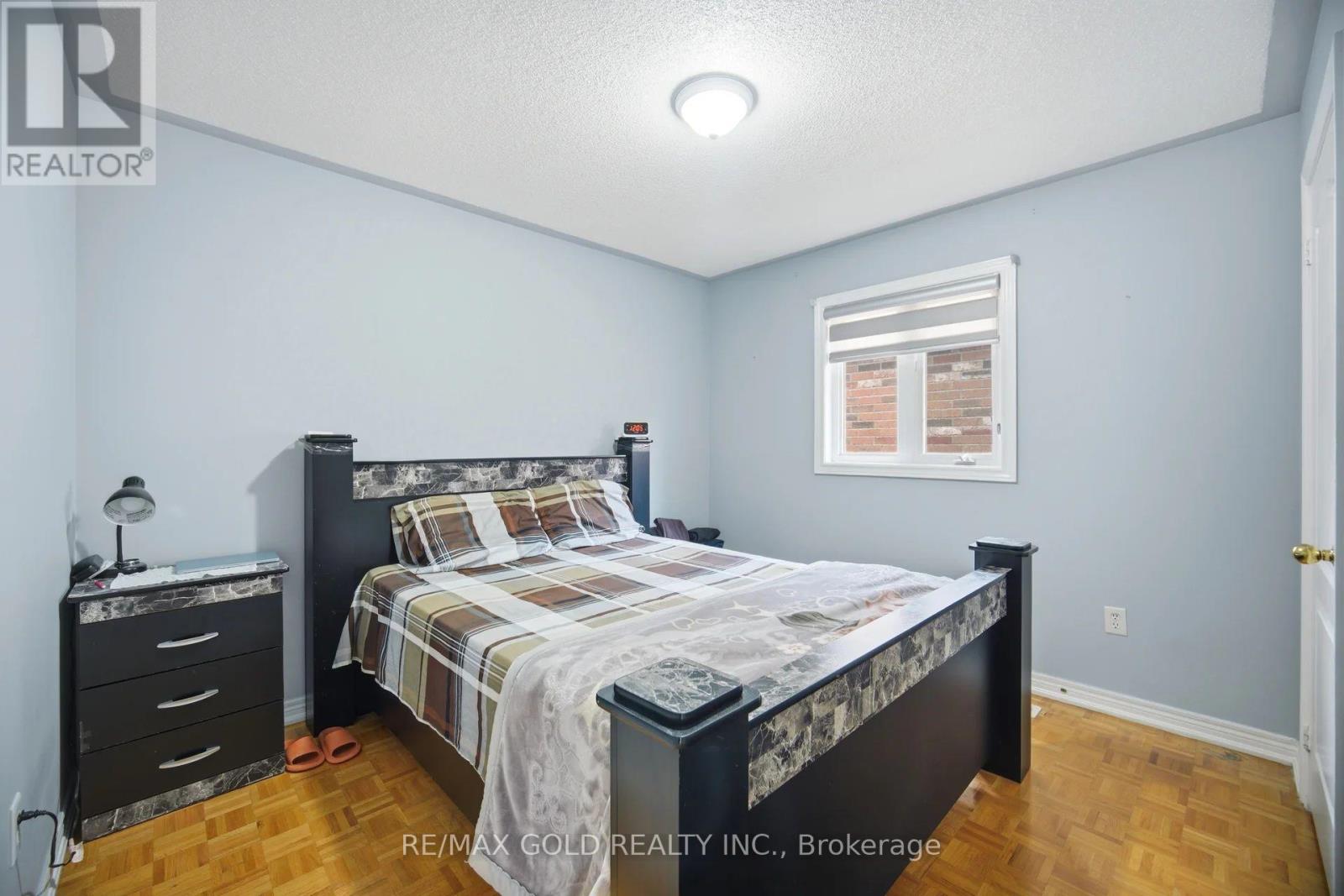 Detached at 23 MILLSBOROUGH ROAD, Brampton