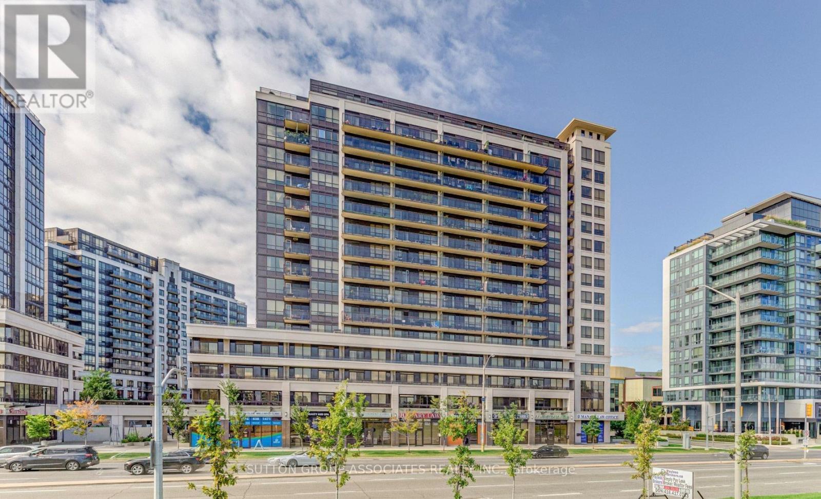 Apartment at PH8 - 1 DE BOERS DRIVE, Toronto (York University Heights)
