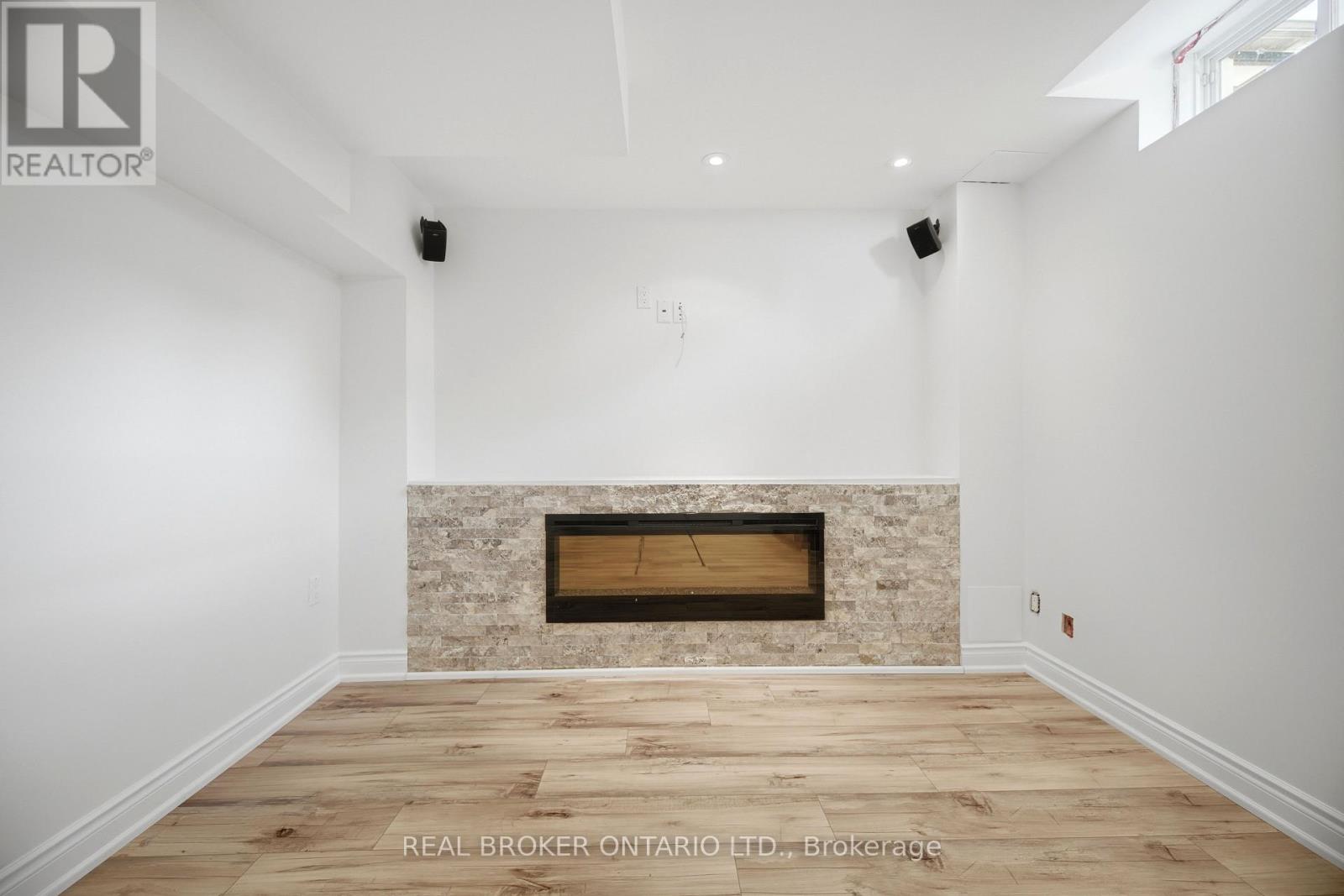 Detached at 3277 PAUL HENDERSON DRIVE, Mississauga