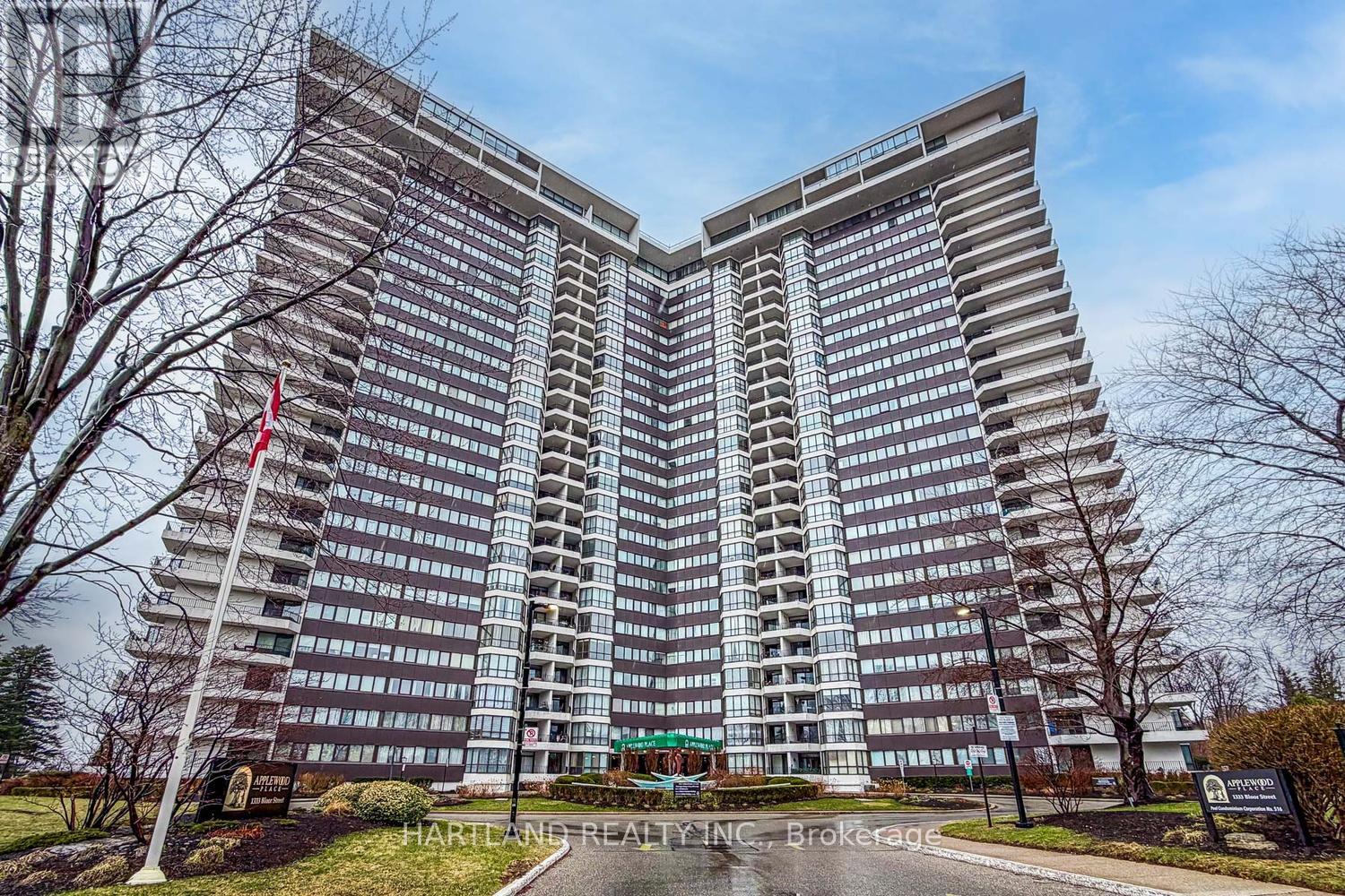 Apartment at 2409 - 1333 BLOOR STREET, Mississauga (Applewood)