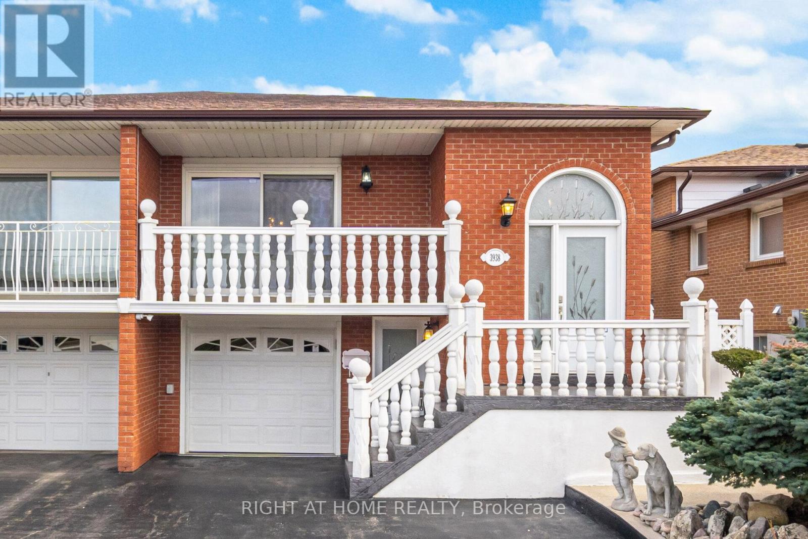 Semi-Detached/Link at 3938 MIDHURST LANE, Mississauga (Rathwood)