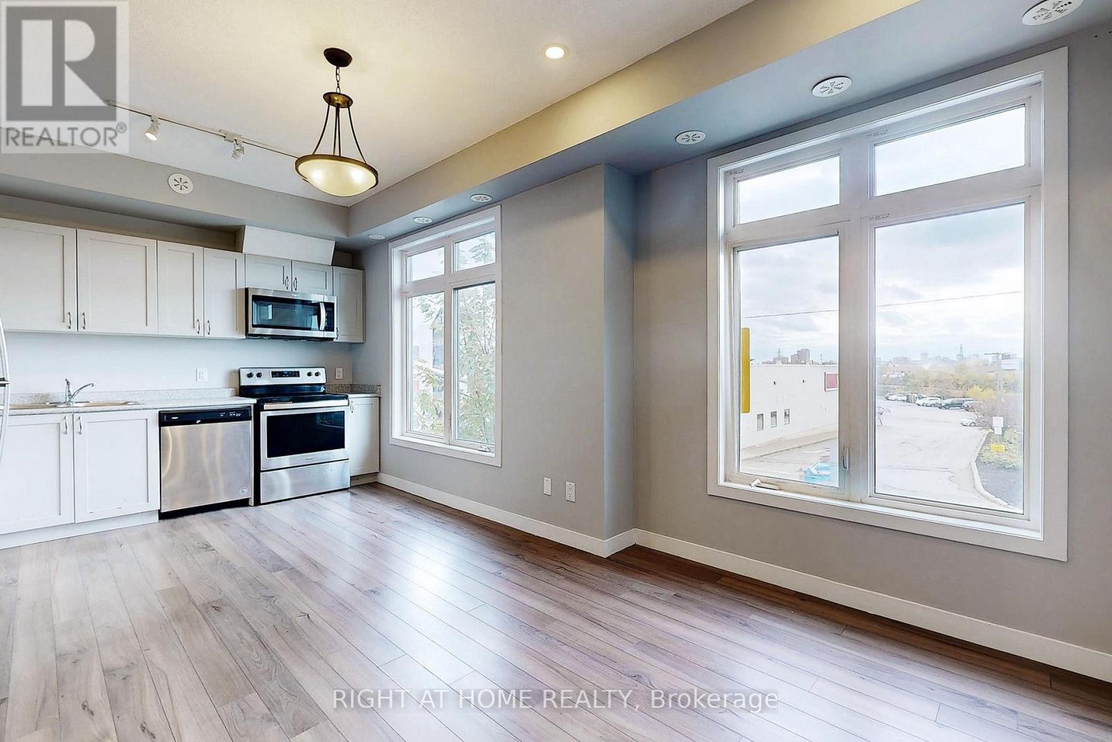 Townhouse at 14 - 630 ROGERS ROAD, Toronto