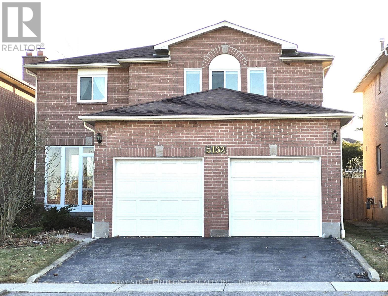 Detached at 5132 GUILDWOOD WAY, Mississauga (Hurontario)